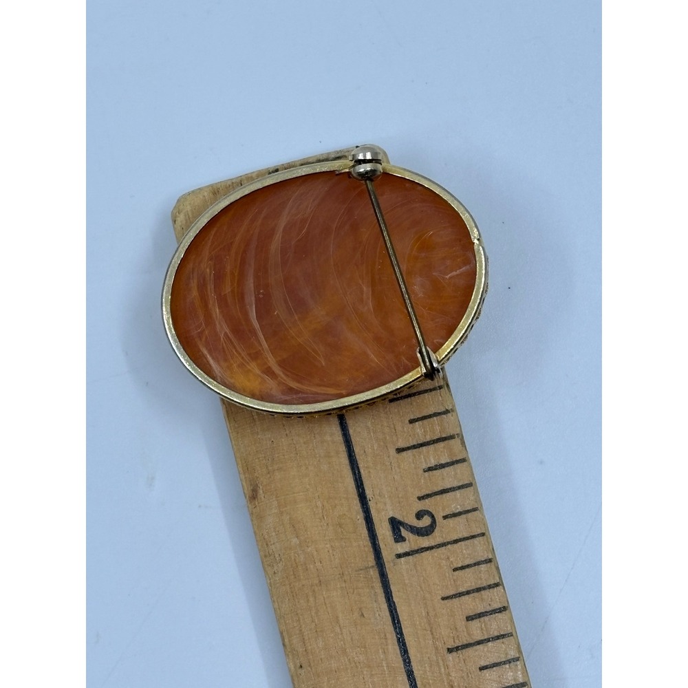 Vintage Gold Tone Oval Cameo Brooch Female Profile Orange Cream Victorian Style - Picture 8 of 8